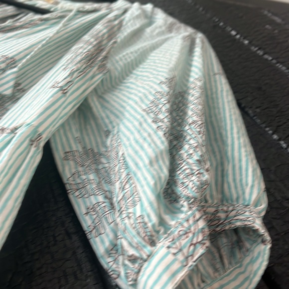 White and teal striped Cover-up - Picture 5 of 6